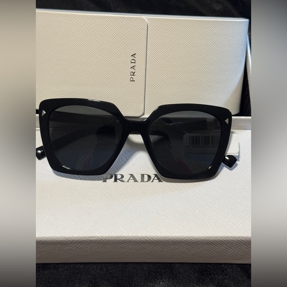PRADA PR 23ZS 1AB5W1 Black Polar Grey Gradient Polarized 54mm Women's Sunglasses - Picture 8 of 8